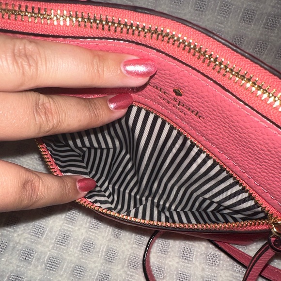 Kate Spade Crossbody Bag - Gently Used - Picture 3 of 7